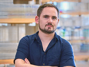 Stephen Dolan headshot